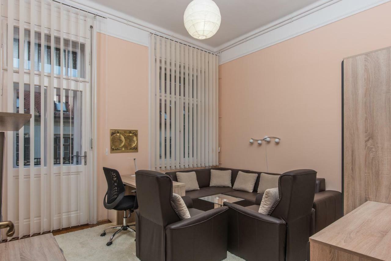 Anker Apartman Kaposvár Exterior foto